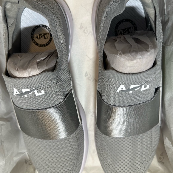 APL: Athletic Propulsion Labs TechLoom Bliss Running Sneakers - Picture 8 of 16